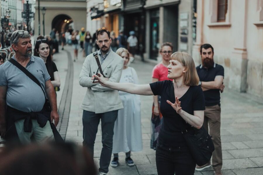 Krakow: Spooky Tales Guided Walking Tour - Execution sites and the executioners house stop