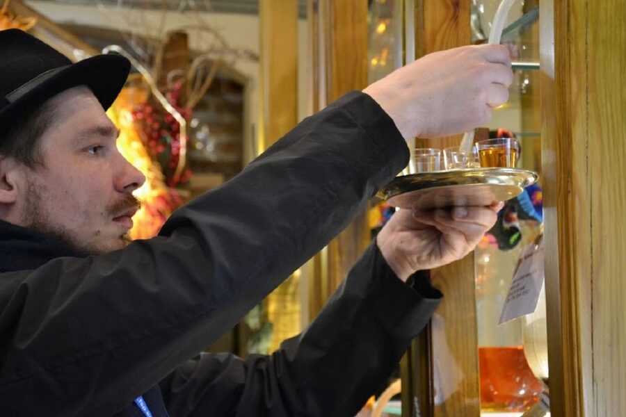 Kraków: Street Food and Historical Adventure - Traditional sweets at the right time, so you do not feel stuffed