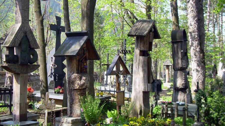 Krakow: Tatra Mountains and Zakopane Full-Day Private Tour - Villa Atma And Zakopane’s Older Timber Look