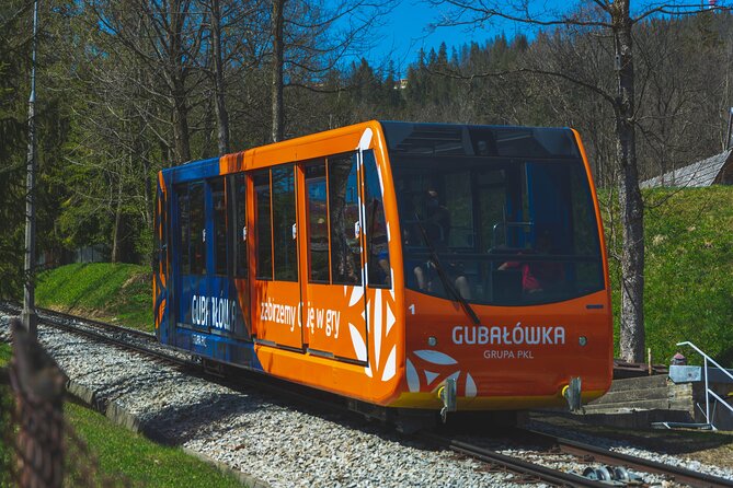 Krakow to Zakopane: Funicular, Tasting and Thermal Baths Day Trip - Krupówki Street: Your Chance to Shop and Slow Down a Bit