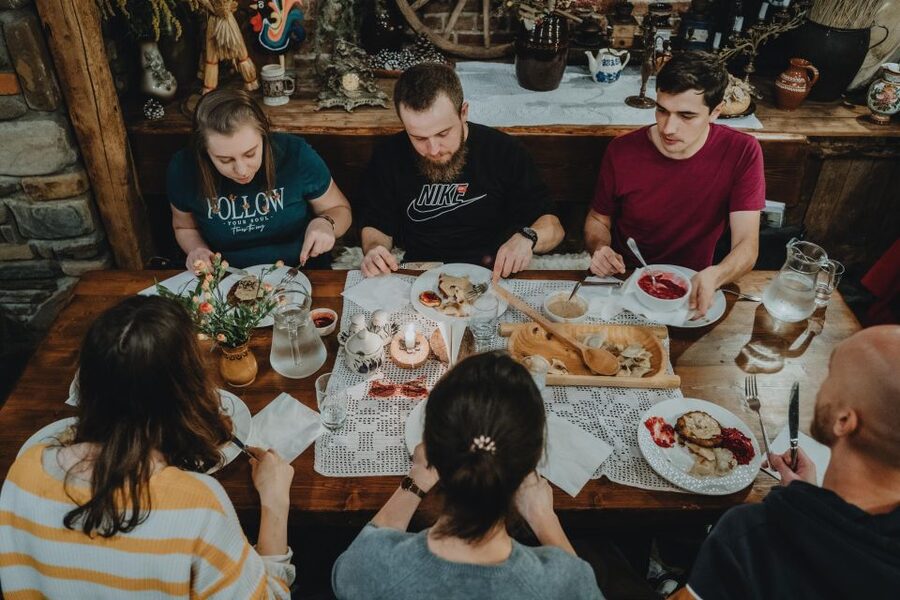 Krakow: Traditional Polish Food and Drinks Tasting Tour - Should you book this Krakow Traditional Polish Food and Drinks tour?
