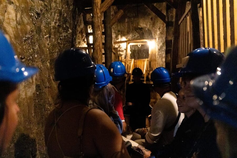 Krakow: UNESCO Underground Boat Expedition & Salt Mine Tour - The 30-minute underground boat expedition through flooded corridors