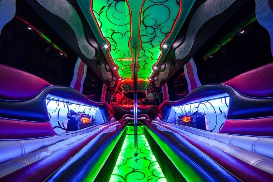 Krakow: VIP Limo Party Tour - Drinks On Board and Club Rules: Keeping the Night Effortless