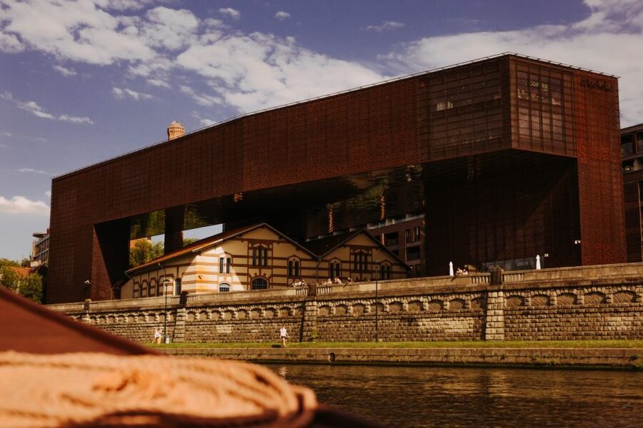 Krakow: Vistula Night Cruise by Gondola w/ Audio Commentary - Who this gondola cruise fits best