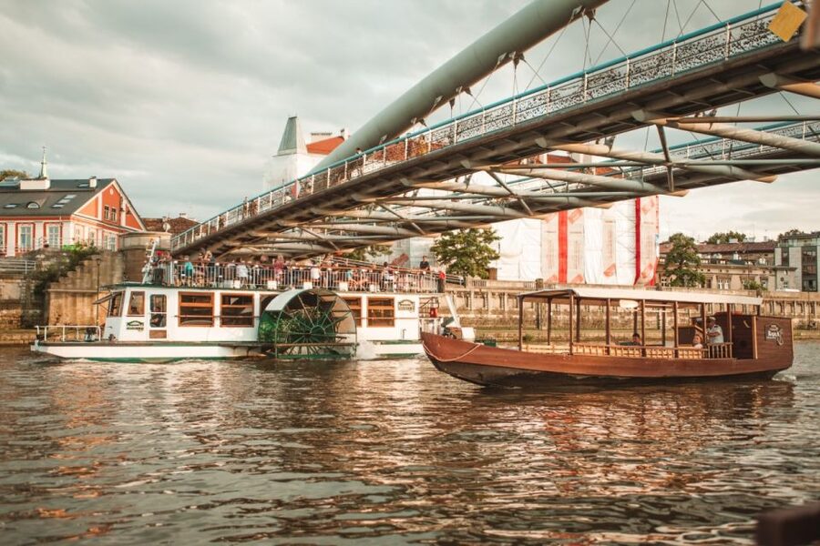 Krakow: Vistula Night Cruise by Gondola w/ Audio Commentary - Getting to the boat: Mauretania Barge near Bernatka footbridge
