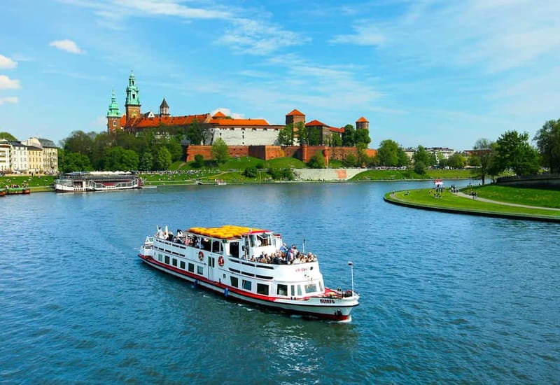 Krakow: Vistula River Sightseeing Cruise with Audio Guide - Getting to the boat: Wiślany Ogród is your anchor point