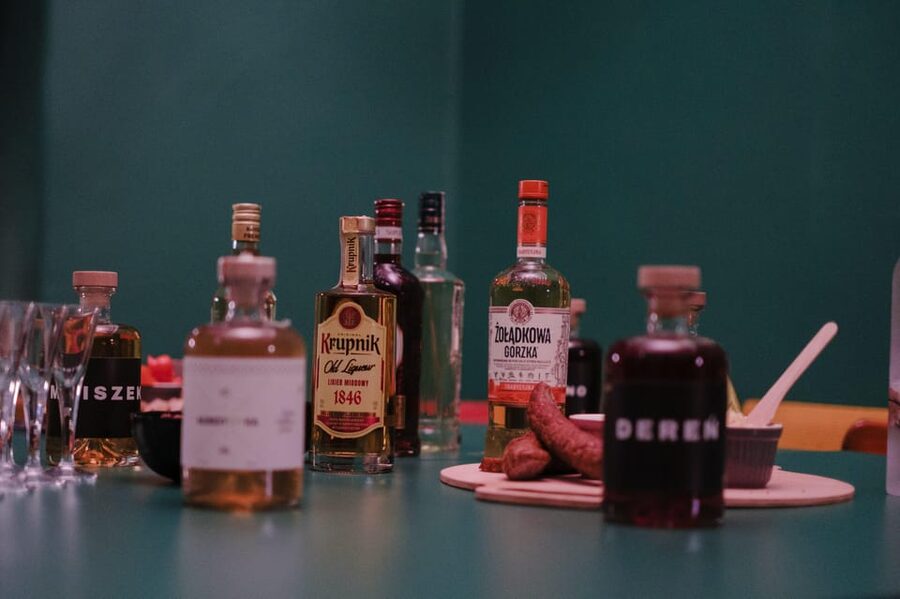 Krakow: Vodka Tasting in Hidden Bar - What the 90 Minutes Feels Like, and Who It Suits