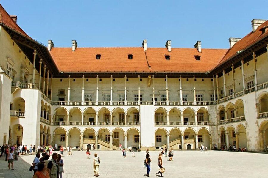 Krakow: Wawel Castle and Cathedral Guided Tour - Key points before you go