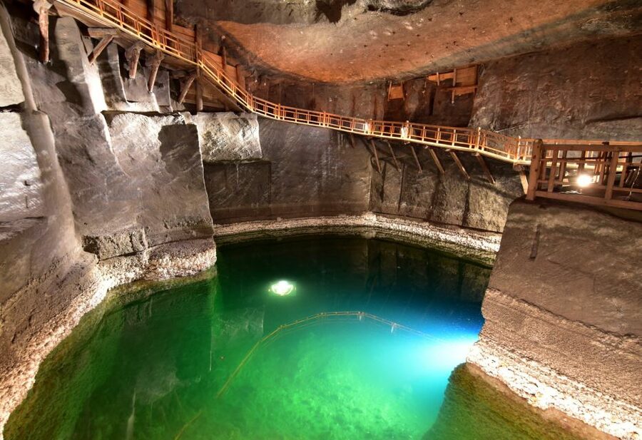 Krakow: Wieliczka Salt Mine Fast-Track Ticket & Guided Tour - Comfort, Fitness, and Temperature Tips That Save Your Trip