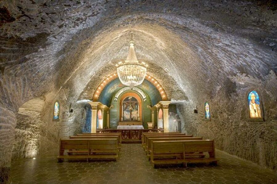 Kraków: Wieliczka Salt Mine Guided Tour with Hotel Pickup - The UNESCO value: why this site is more than tourist scenery