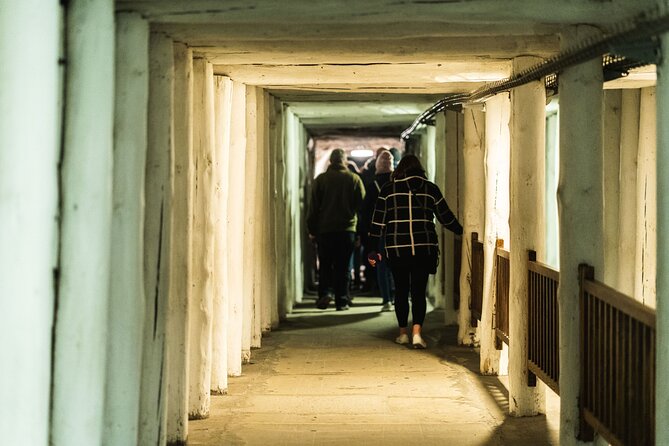 Krakow: Wieliczka Salt Mine Guided Tour with Pick-up options - Chapel of St. Kinga and the salt sculptures you will remember