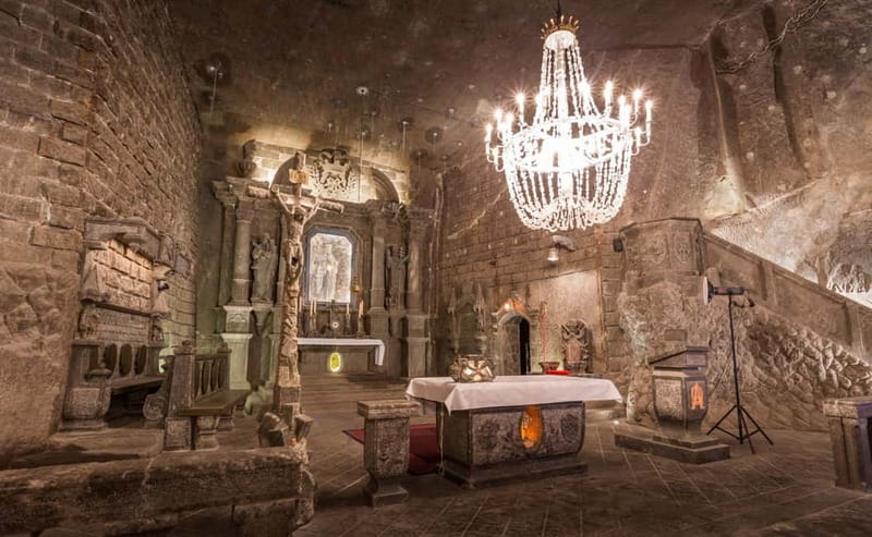 Kraków: Wieliczka Salt Mine Guided Tour with Transfer - Why the Wieliczka Salt Mine feels worth your time