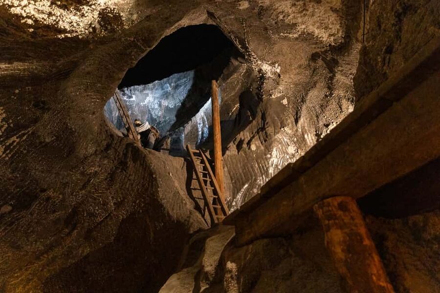 Krakow: Wieliczka Salt Mine Guided Tour with Transport - Who Should Book This Tour, and Who Should Pass