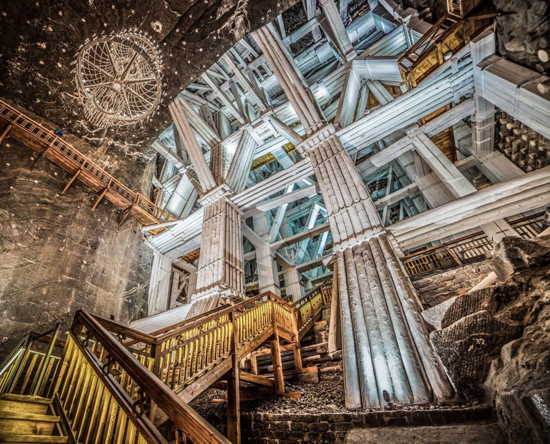 Krakow: Wieliczka Salt Mine Skip-the-Line Live Guided Tour - Key things you’ll notice on this tour