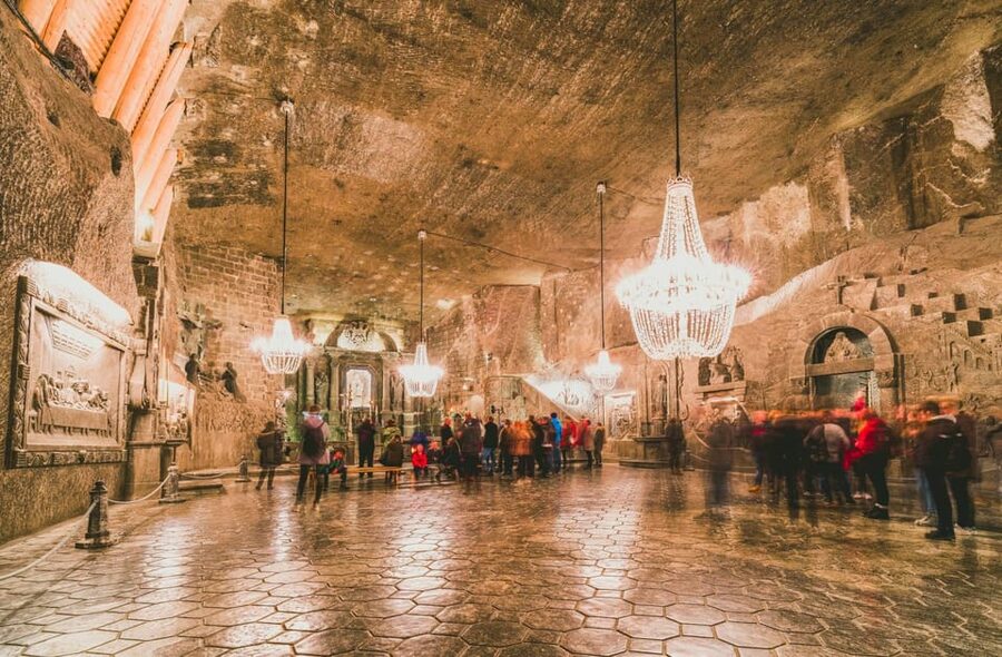 Krakow: Wieliczka Salt Mine Skip-the-Line Live Guided Tour - The 2.5-hour guided mine walk: chapels, chambers, lakes, and stories