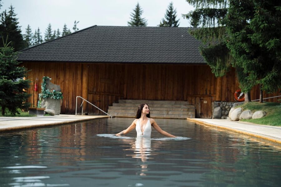 Krakow: Zakopane Cable Car, Vodka, Cheese & Hot Springs Tour - Terma Bania Hot Springs: The Real Reset Button
