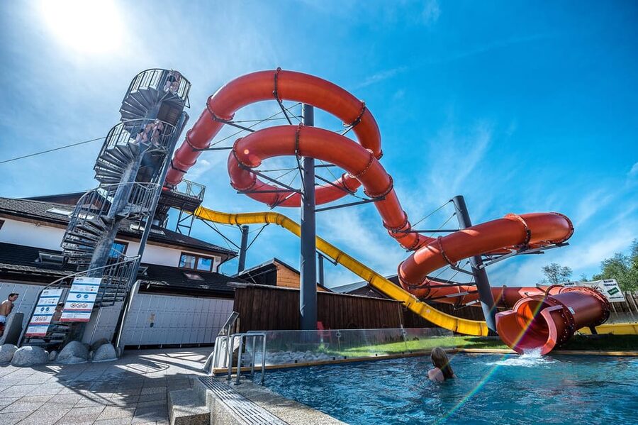 Krakow: Zakopane Cable Car, Vodka, Cheese & Hot Springs Tour - Price and Value: Why This Tour Competes at Around $26