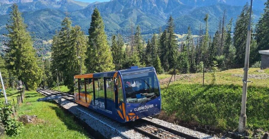 Krakow: Zakopane, Funicular, Cheese, and Highland Day Trip - Chochołów: The Wooden Highlander Village Stop