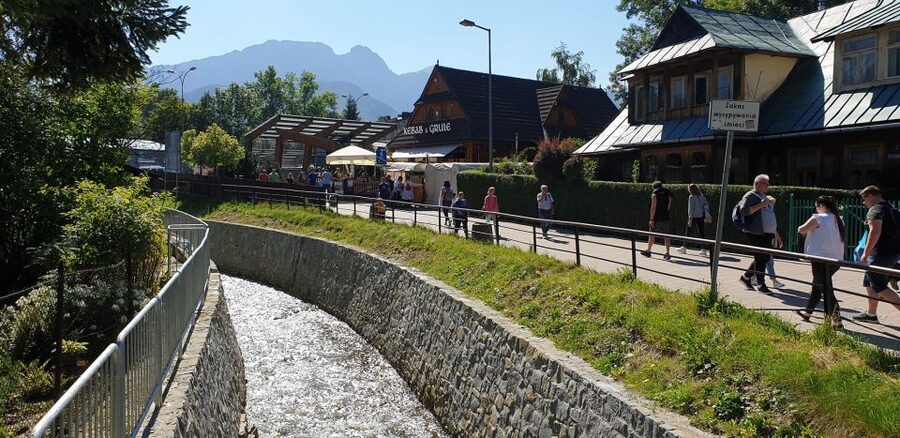 Krakow: Zakopane, Funicular, Cheese, and Highland Day Trip - Hotel Pickup and Drop-Off That Keeps the Day Relaxed