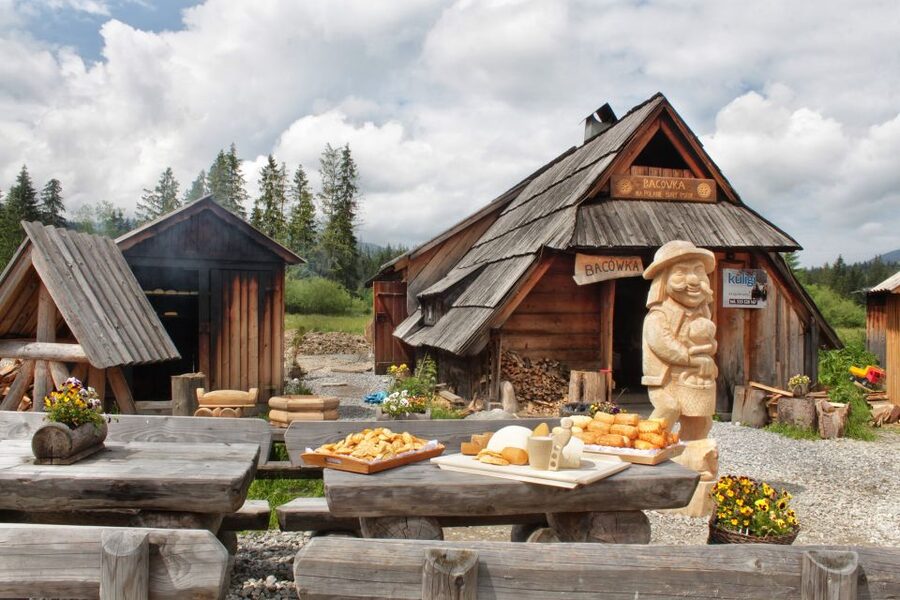 Krakow: Zakopane Tatra Mountains, Cable Car, Local Tasting - Zakopane Town Center, Krupówki Street, and That 3-Hour Wander