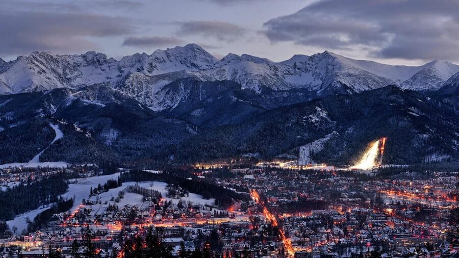 Krakow: Zakopane-Thermal Bath(Evening Time)with Hotel Pickup - Zakopane first look: Krupówki Street is where the day comes alive