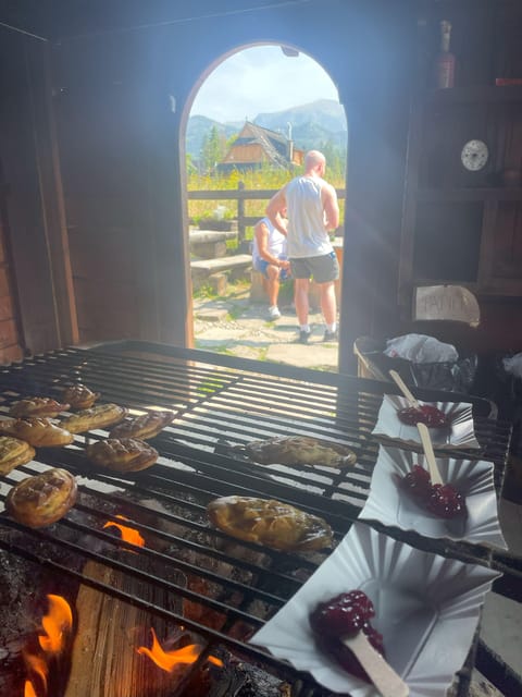 KRAKOW ZAKOPANE TOUR CABLE CAR THERMAL BATHS & HOTEL PICKUP - Chochołowskie Thermal Baths: 2.5 Hours to Soak and Reset