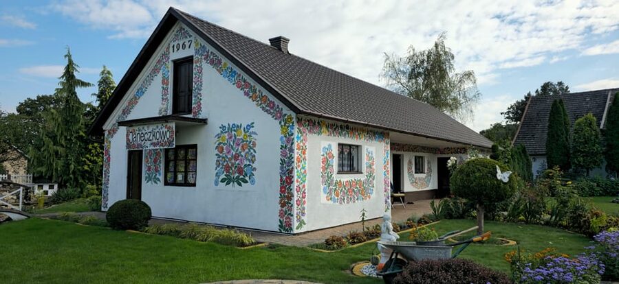 Krakow: Zalipie Village Tour - Floral folklore in Lesser Poland: what makes Zalipie work