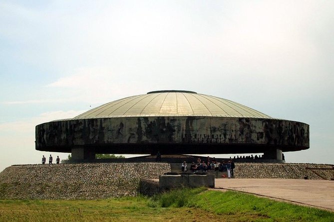 Lublin and Majdanek Small Group Tour from Warsaw with Lunch - The Warsaw to Lublin road time you should plan for