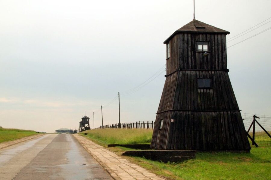 Lublin & Majdanek Small-Group Tour from Warsaw with Lunch - Lublin Old Town with a guide: why this city feels different