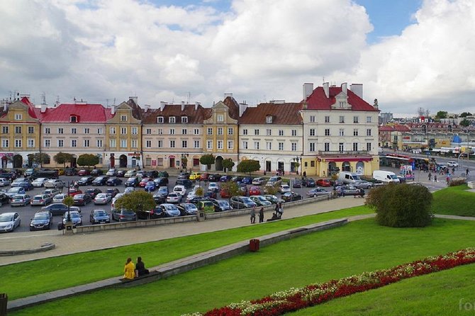 Lublin Old Town Highlights Private Walking Tour - Meeting under Krakowska Gate and how the pacing feels