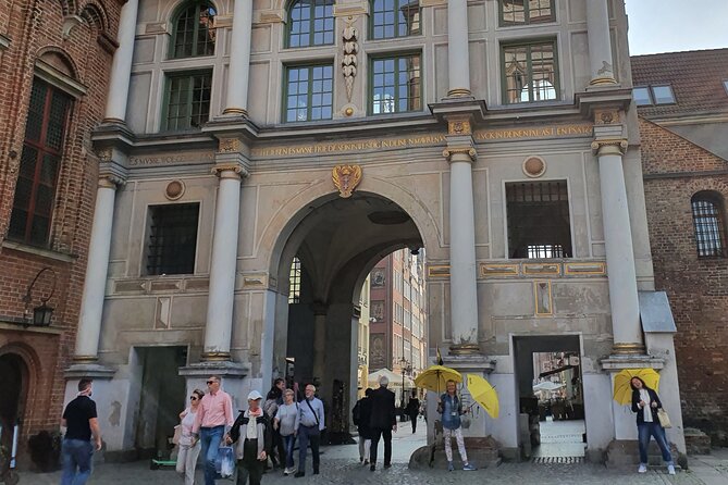 Main Town Gdańsk Walking Tour - Żuraw Crane: trade power turned into a landmark