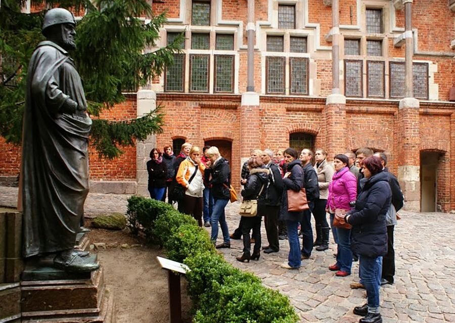 Malbork Castle Half Day Private Tour - Malbork Castle, where power was built in brick