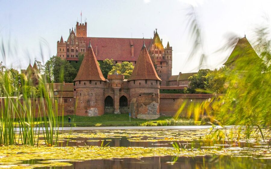 Malbork Castle Half Day Private Tour - Permanent and temporary exhibitions, how to use the time wisely