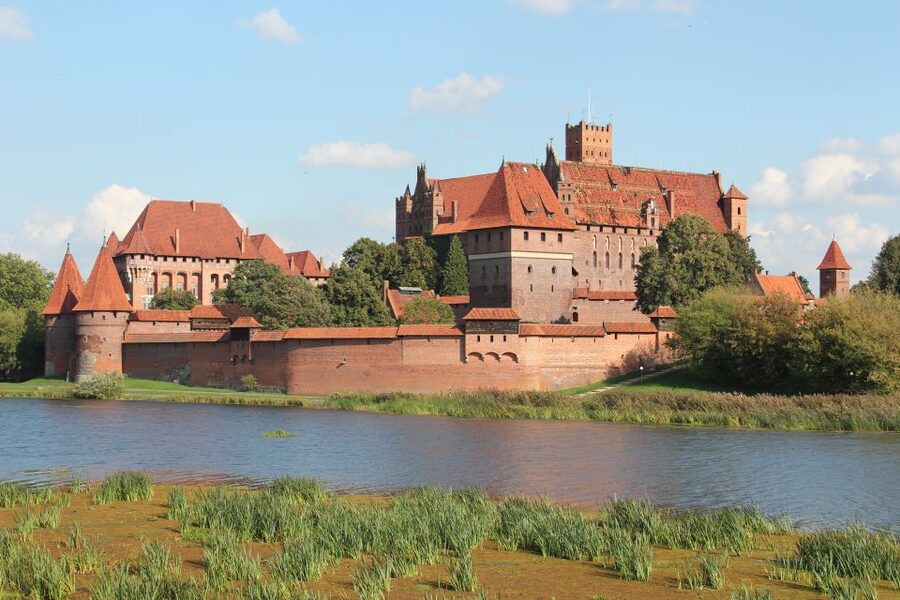 Malbork Castle: Private Tour from Gdansk, Sopot or Gdynia - What the Teutonic headquarters looked like in action