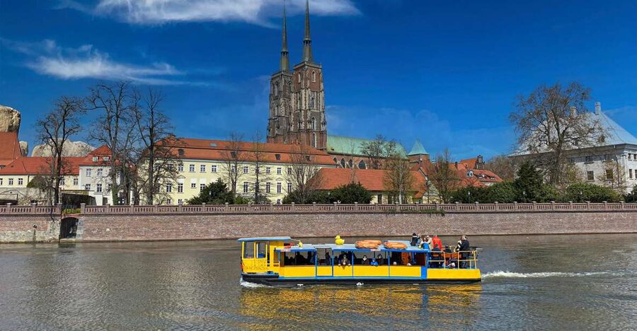Oder river cruise and walking tour of Wroclaw - Ostrow Tumski, the Center of Wroclaw’s Old World