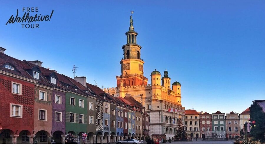 Old Town Poznan: Guided Walking Tour in English - What the English guide does well, based on common guide styles