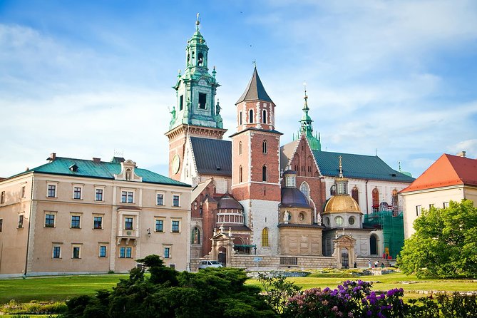 One day Cracow and Wieliczka Salt Mine private tour from Warsaw - Krakow’s royal core: Wawel Castle and Wawel Cathedral