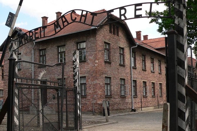 One day tour to Auschwitz-Birkenau & Salt Mine from Krakow with private driver - Why this Auschwitz and Wieliczka combo actually makes sense from Krakow