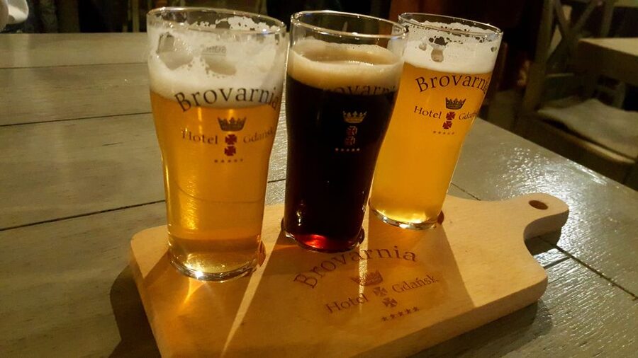 Polish Beer and Food Tasting Private Tour in Wroclaw - Wroclaw Old Town, but make it a beer crawl