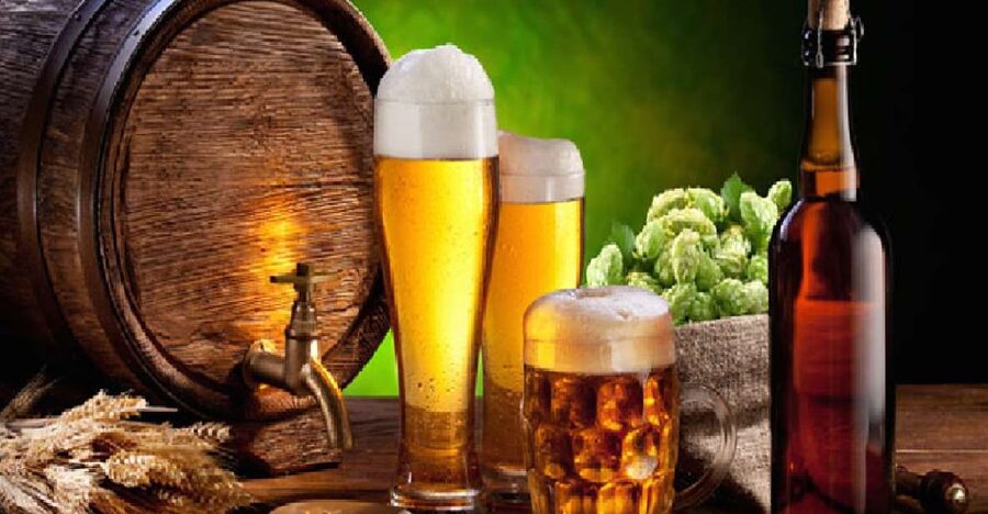 Poznan: City and Brewery Private Walking Tour with Beer - Chrobry Bridge, Old Town Streets, and the Renaissance Town Hall