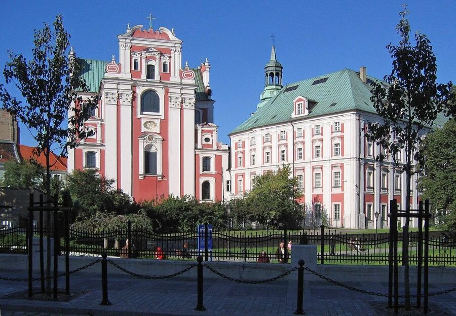 Poznań Half-day Tour - Imperial District around Mickiewicz Park, a walk through styles