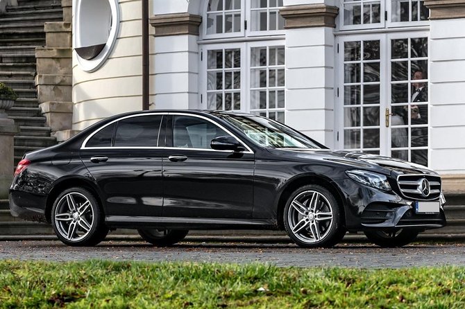Private Airport Transfer (GDN) to City Center Gdansk (1-3 PAX) - Service Animals and a Truly Private Group Size