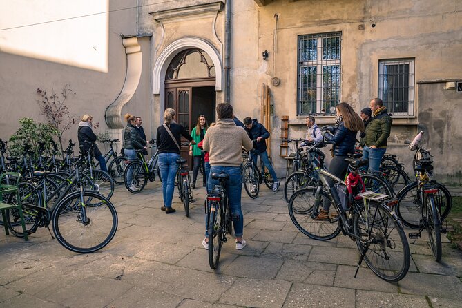 Private Bike Tour in Krakow - Kazmierz: the former Jewish district, synagogues, and today’s food and drinks scene