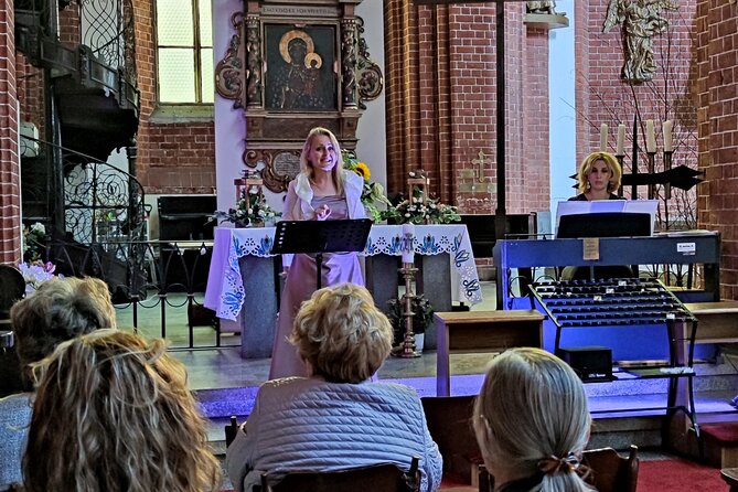 Private Candlelight concerts with classical music in Wroclaw - Close-up performances and multiple languages