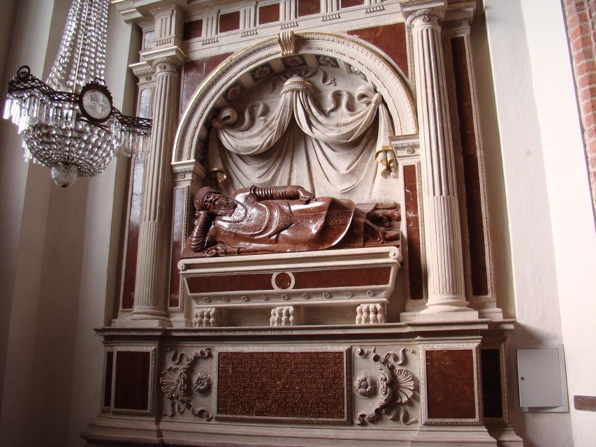 Private Icons of Poznań - The Golden Chapel: why early Polish monarchs matter here
