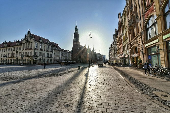 Private "Top Attractions Of Wroclaw" Tour - The Shambles Streets: A Photo-Worthy, Story-Friendly Walk
