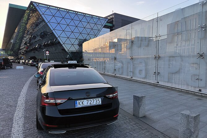Private transfer from/to Krakow airport / City of Krakow - Pricing for up to 4 people, and when it’s a smart value