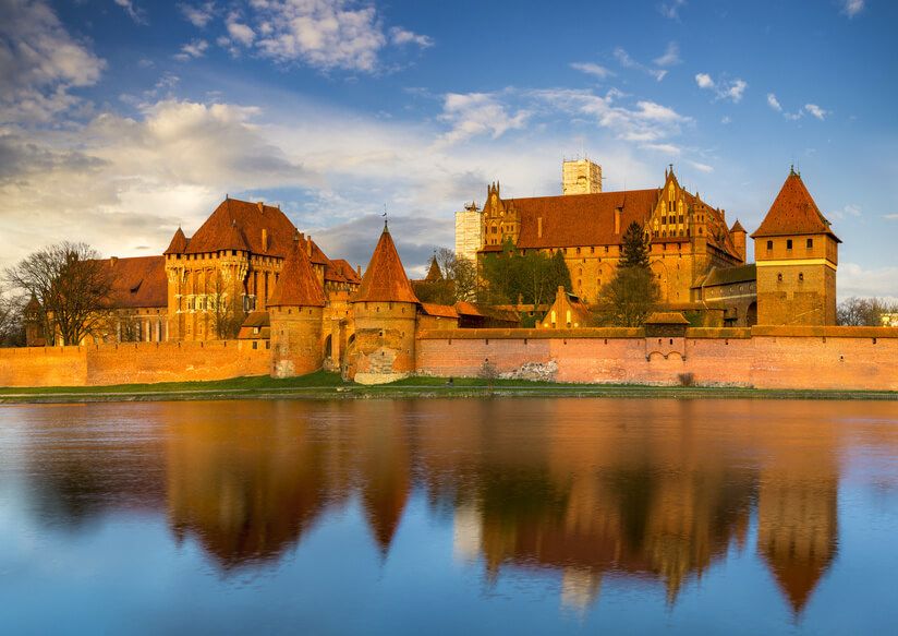 Private transportation to the Malbork Castle from Gdansk - Price and value for up to 3 people