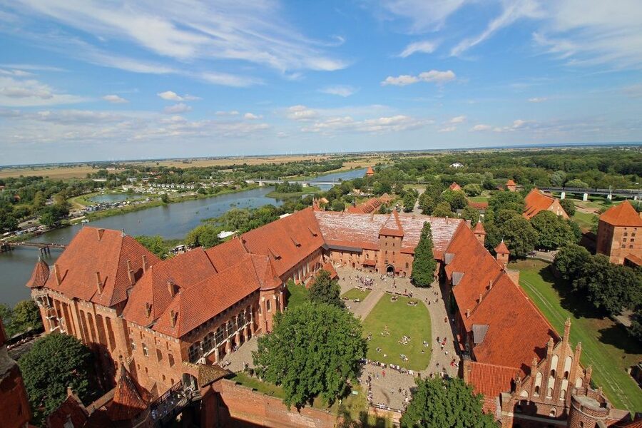 Private transportation to the Malbork Castle from Gdansk - Who this private Malbork transfer suits best