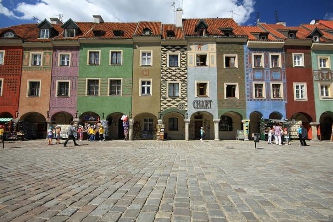 Private walking city tour in Poznan - Stop 1: Old Market Square, the city’s “front room”